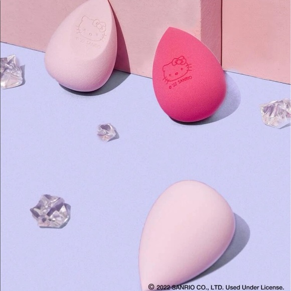 NEW•LIMITED EDITION• SANRIO HELLO KITTY MAKE UP SPONGE 3-PACK•NEW - Picture 7 of 12